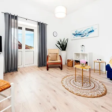 Apartements Bartoli דירה *