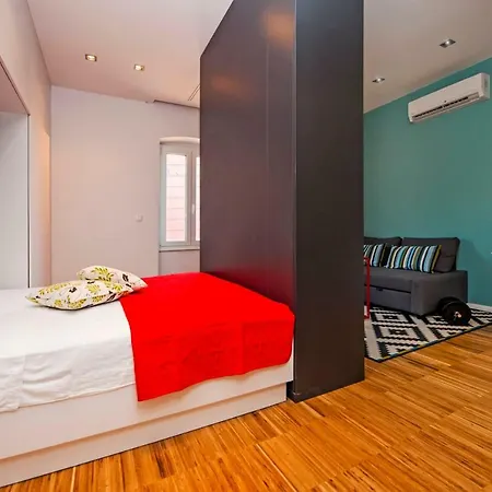 Apartements Bartoli דירה *